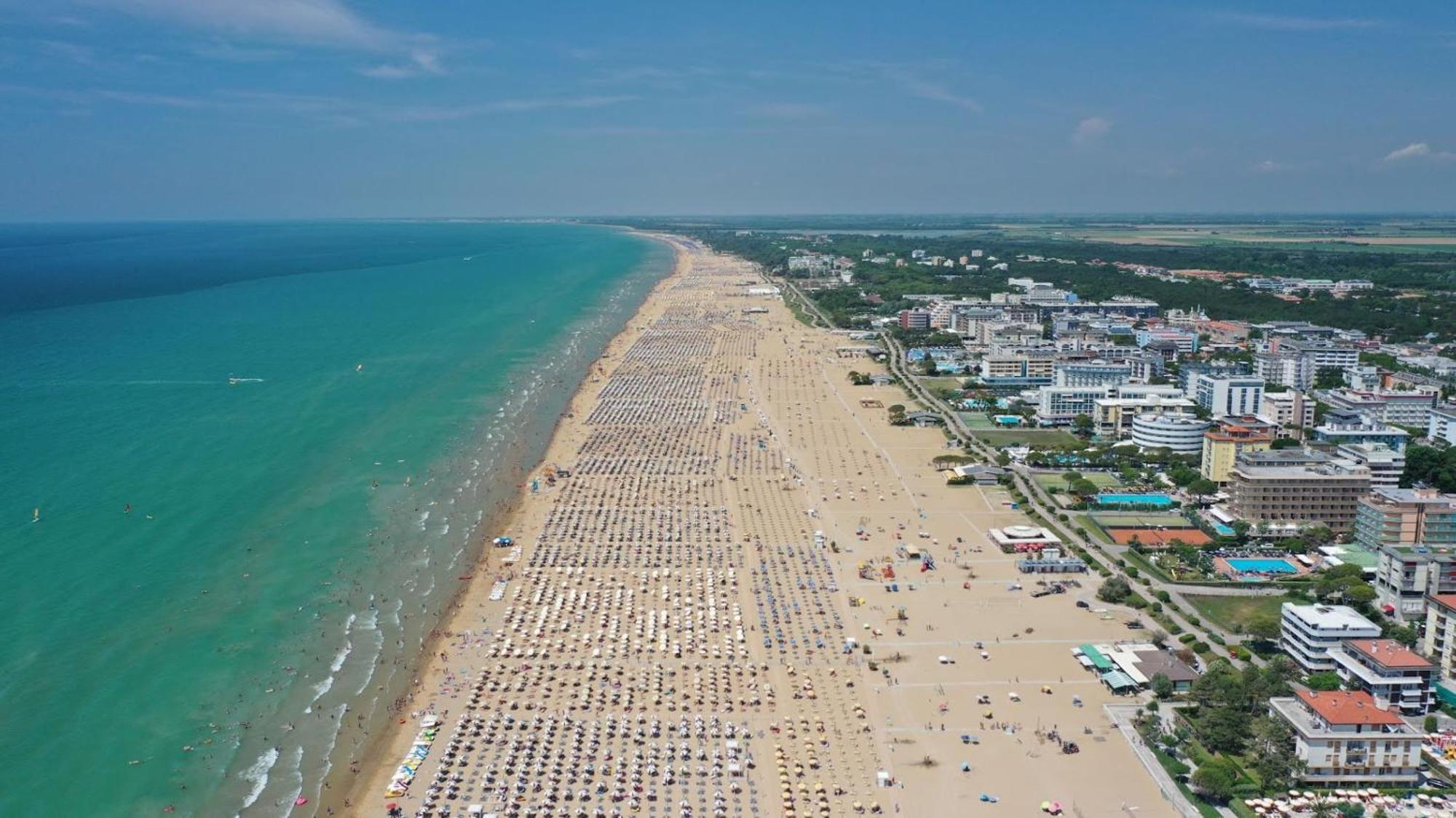 Ferienwohnung Seaside Flat With Terrace - Beahost Bibione Exterior foto