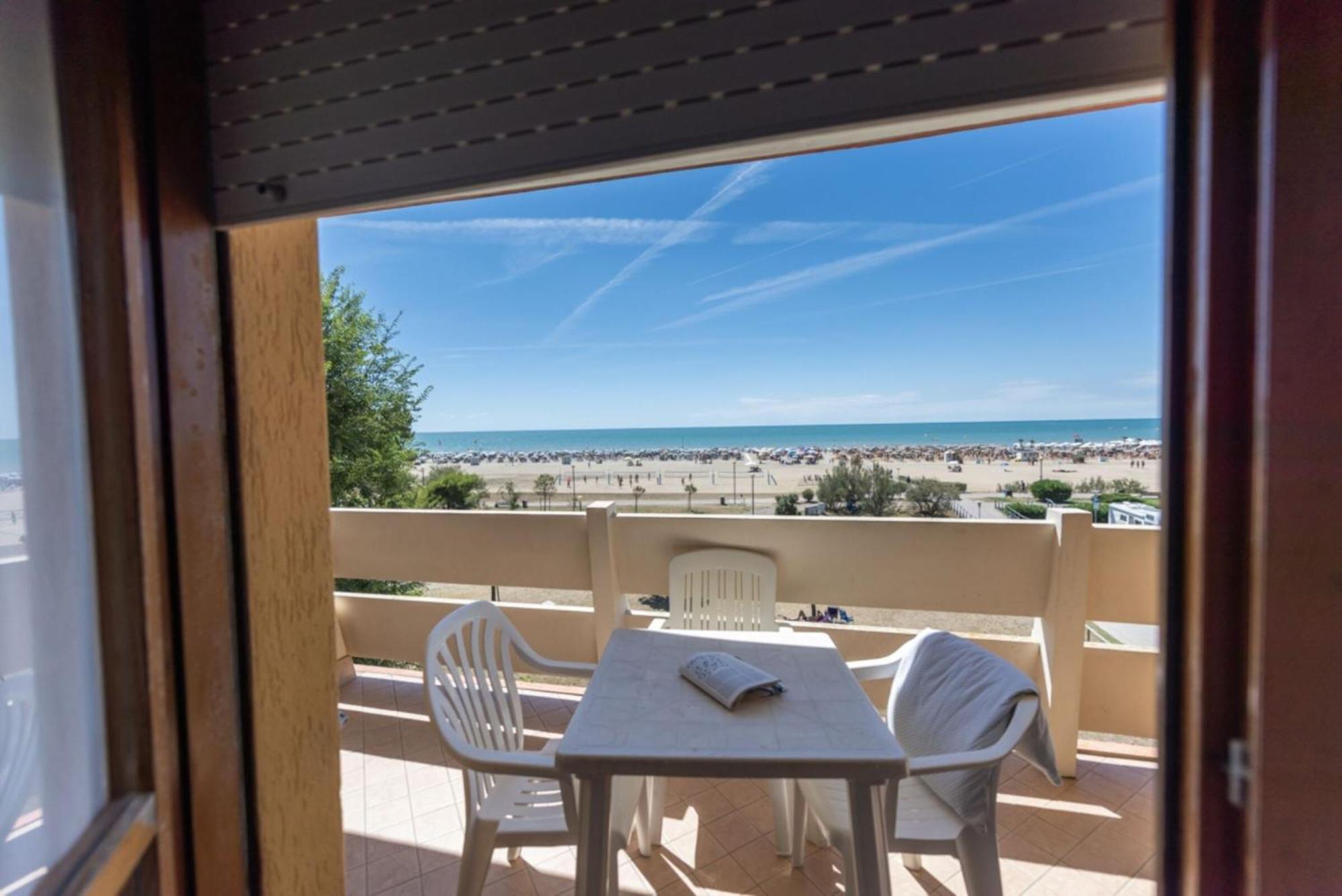 Ferienwohnung Seaside Flat With Terrace - Beahost Bibione Exterior foto